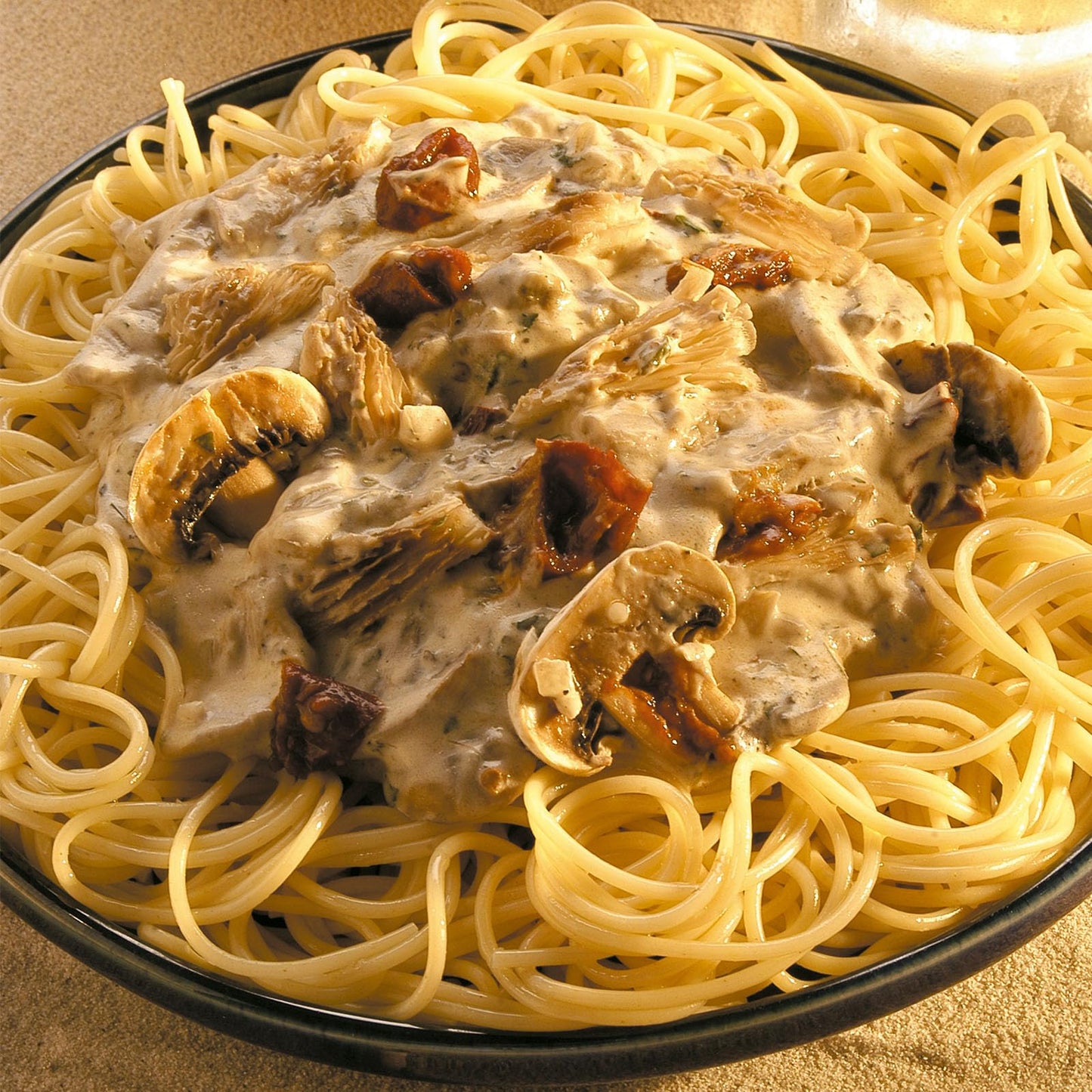 LA MODERNA, Spaghetti Pasta 16 oz (Pack of 20) | Family Meal Prep & Catering | Made with Durum Wheat Semolina | Iron & B Vitamin