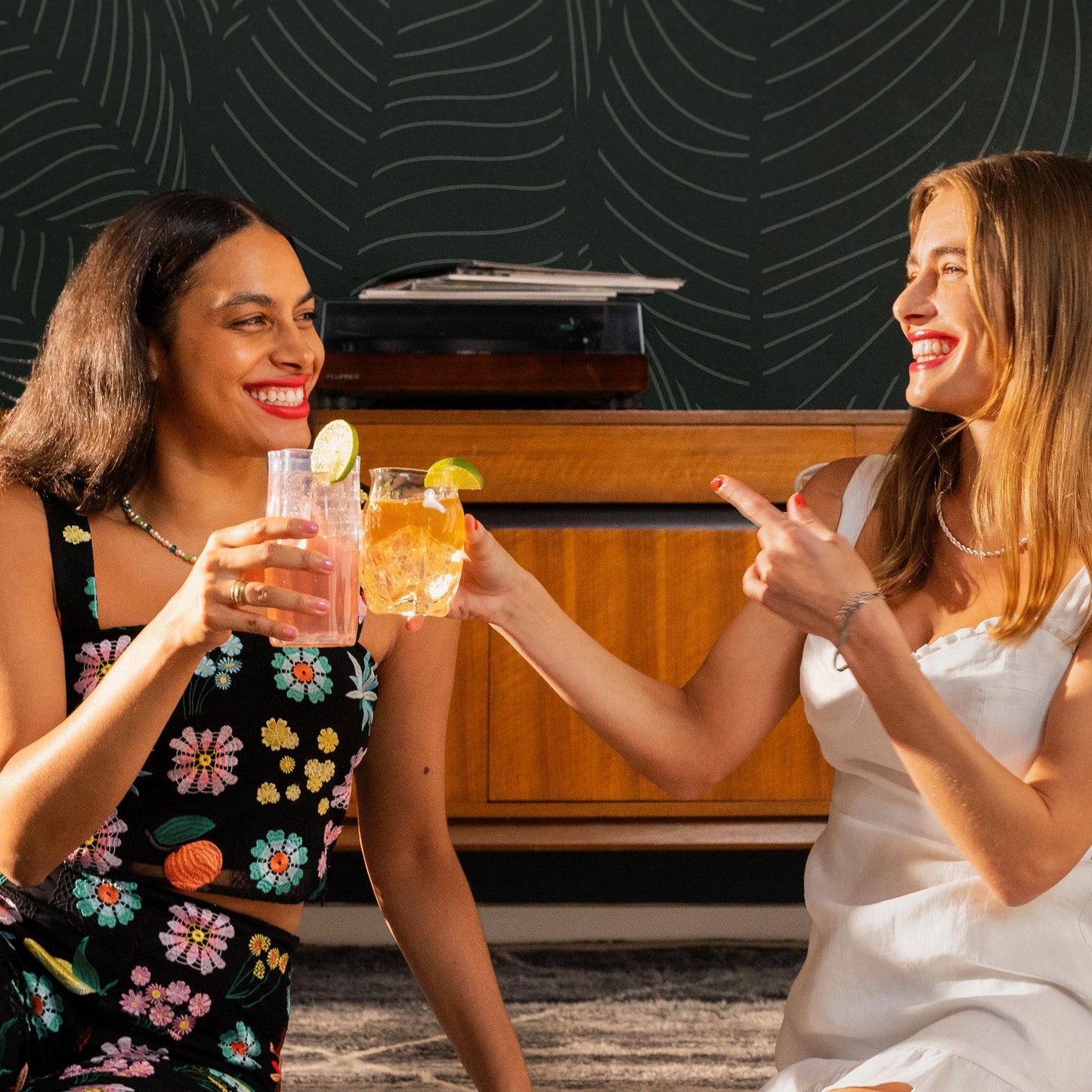 Q Sparkling Grapefruit With Real Grapefruit, Ideal For Cocktails & Mocktails- Made With Real Ingredients, Perfectly Carbonated,