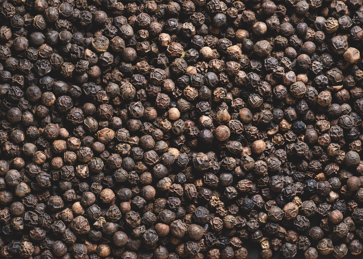 Unpretentious Whole Black Peppercorns, Pepper Mill & Grinder Refill (9.6 Ounce)