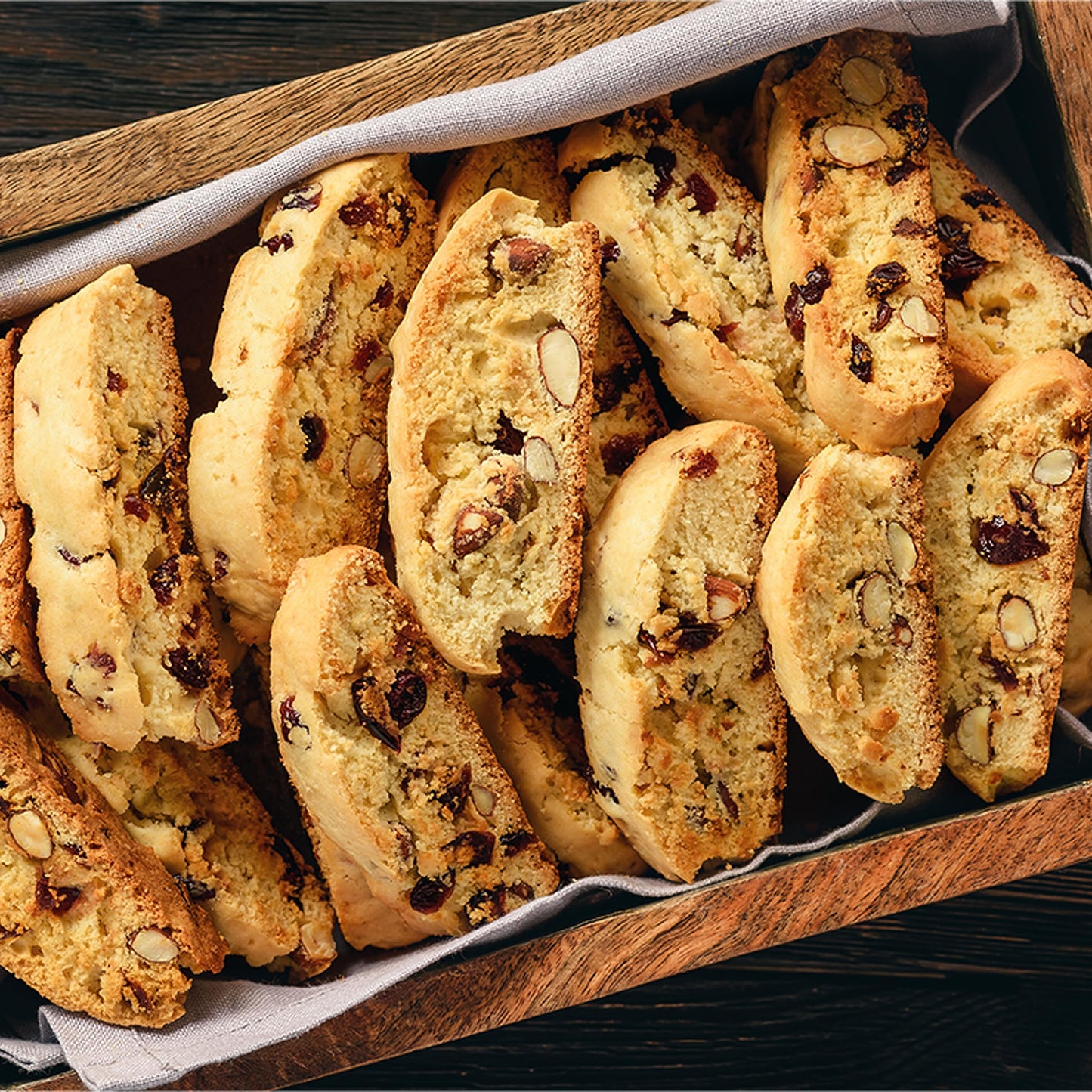 Yupik Sliced California Almonds, Unblanched, Gluten-Free, Raw, 2.2 lb (Pack of 6)