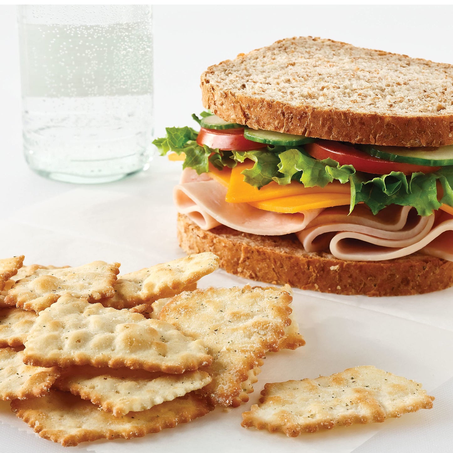Mondelez Global Sour Cream and Onion Ritz Toasted Chips (229 g)