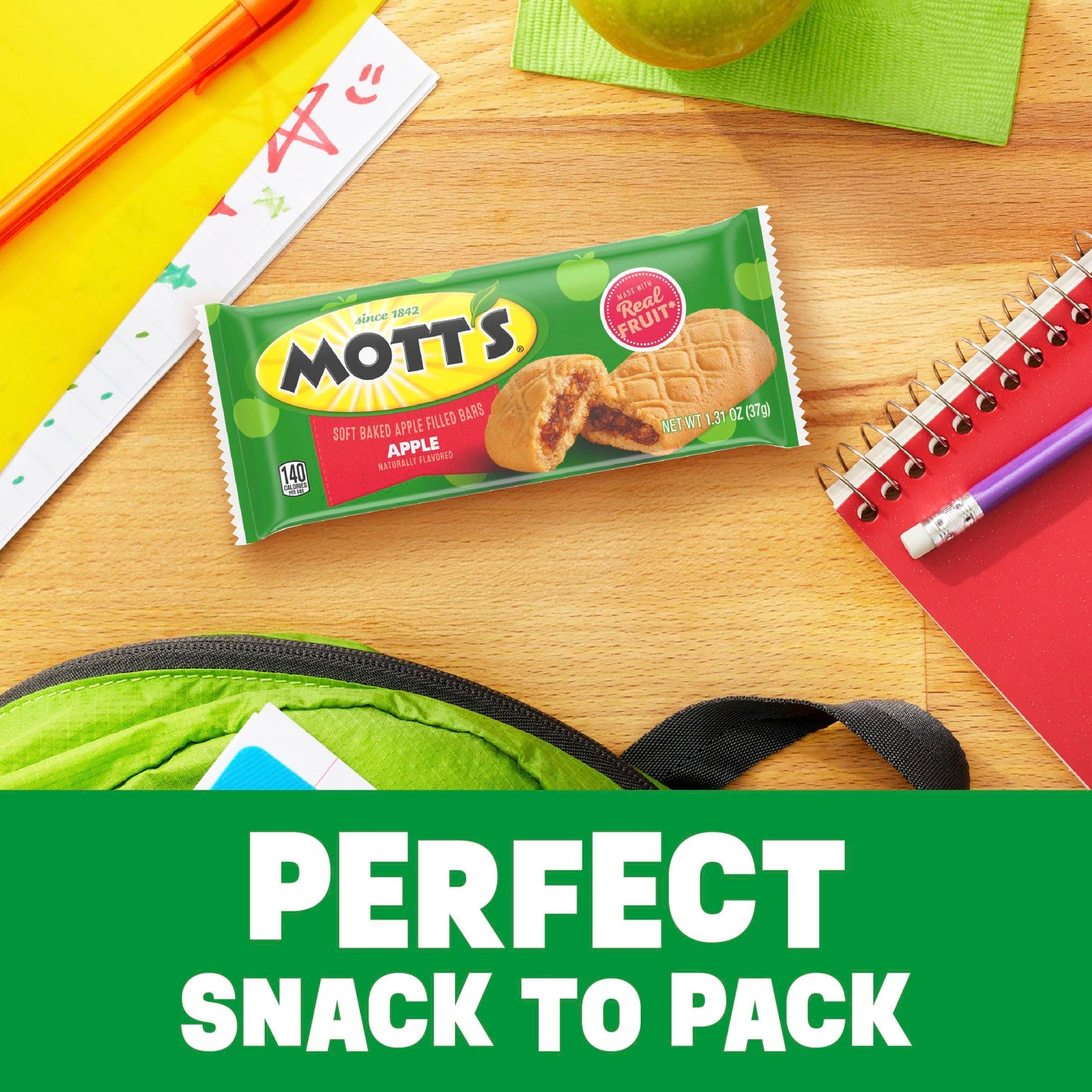 Motts Soft Baked Apple Filled Bars, Apple Flavor Snacks, Made with Real Fruit, 5 Ct, 6.55 oz