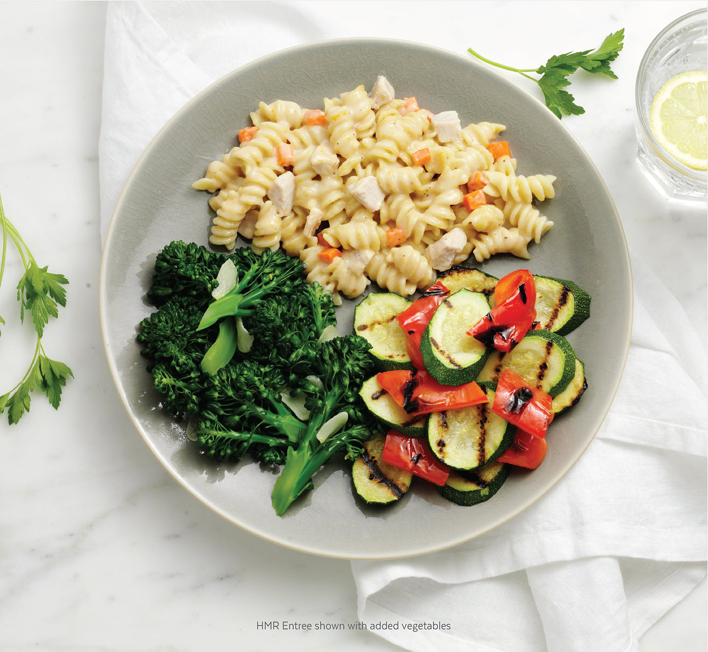 HMR Rotini Chicken Alfredo Entr  e | Pre-packaged Lunch or Dinner to Support Healthy Eating | Ready to Eat | 16g of Protein | Lo