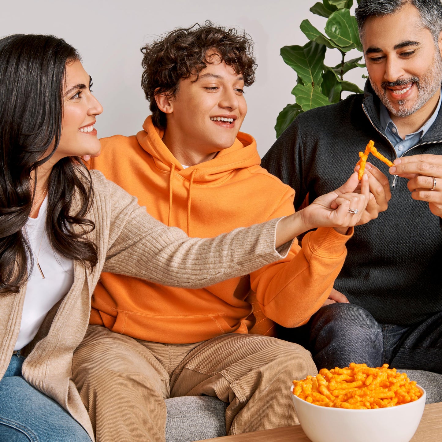 Cheetos Crunchy Cheese Flavored Snacks, 64 Count (Pack of 1) - Irresistible Cheese Flavor, Perfect for Parties and Snacking