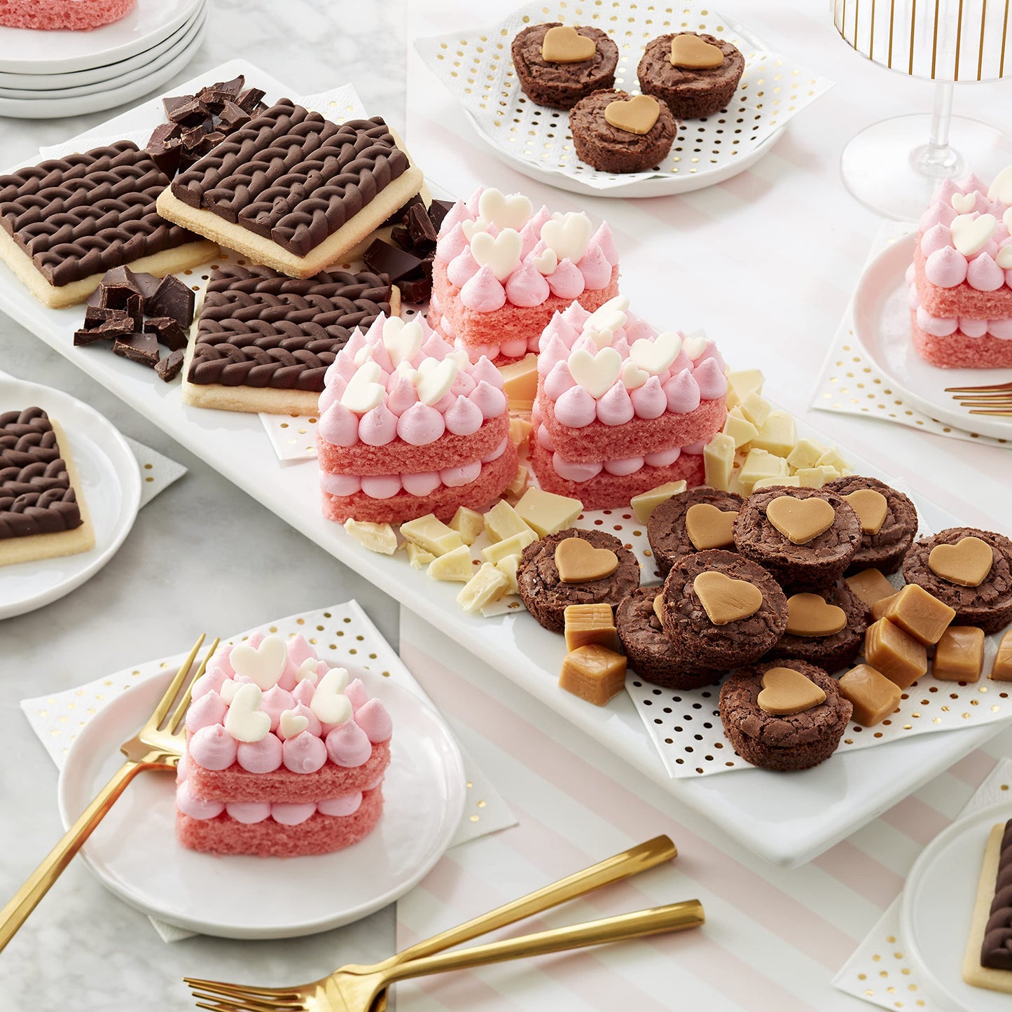 Wilton Milk Chocolate-Flavored Fondant for Cake Decorating, 24 oz.