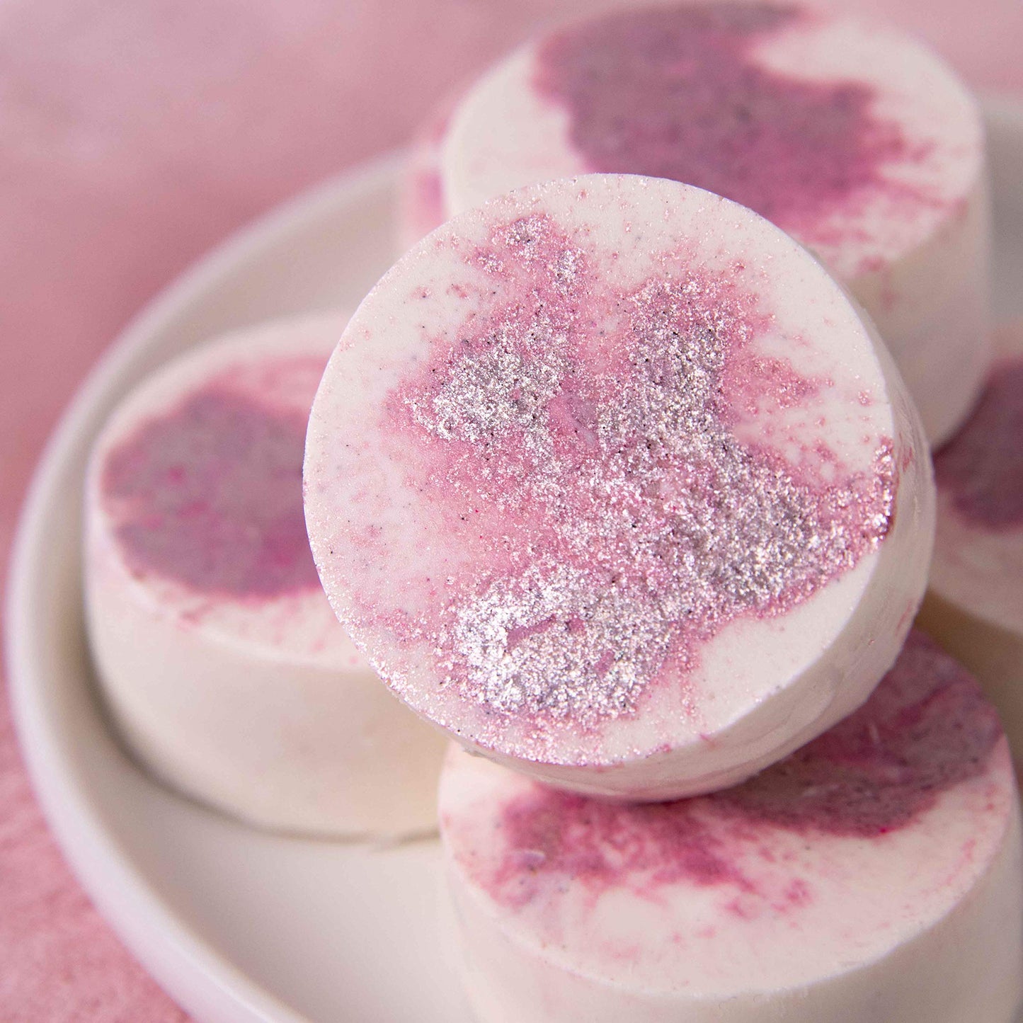 Sweets Indeed Edible Glitter, Perfect for Drinks, Cocktails, Beverages & Cake Decorating, Dessert Cake Topper, 4 grams (Rose Gol