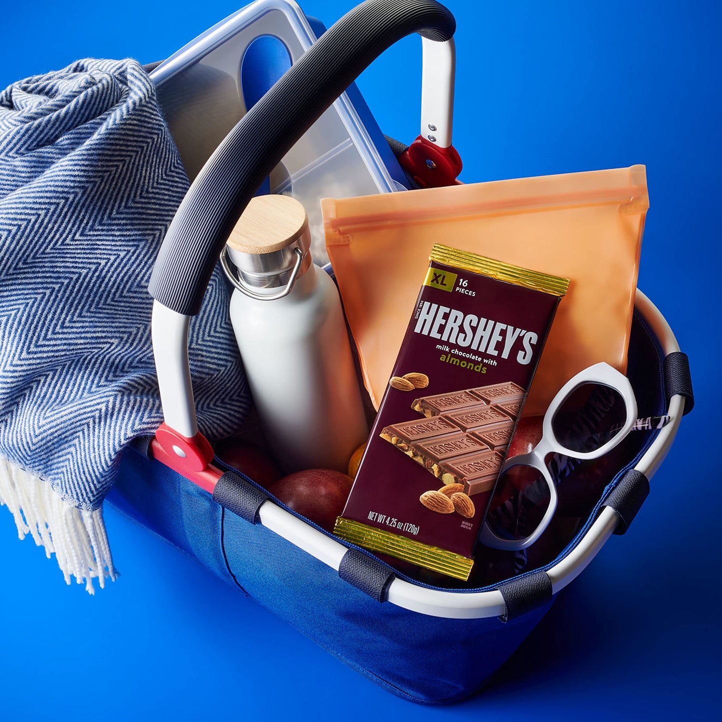 HERSHEYS Milk Chocolate with Almonds XL, Candy Bar, 4.25 oz (16 Pieces)