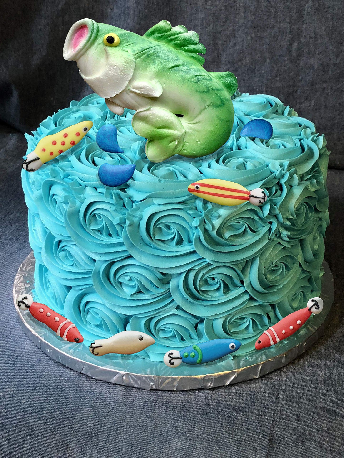 Large Mouth Bass- 10 Pcs Edible Royal Icing Cake Cupcake Topper (Choose Style Below)