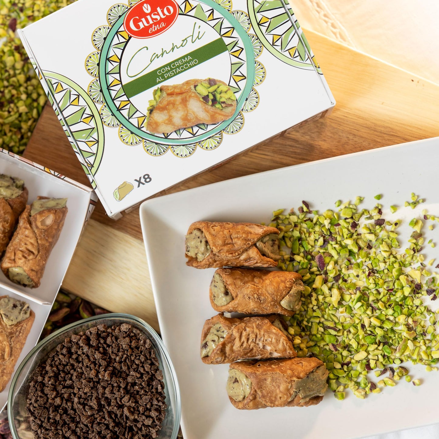 Gusto Etna Sicilian Cannoli Filled With Pistachio Cream, 8 Pieces, Mini Cannoli In Gift Box With Pistachio Butter, Crunchy Sweet