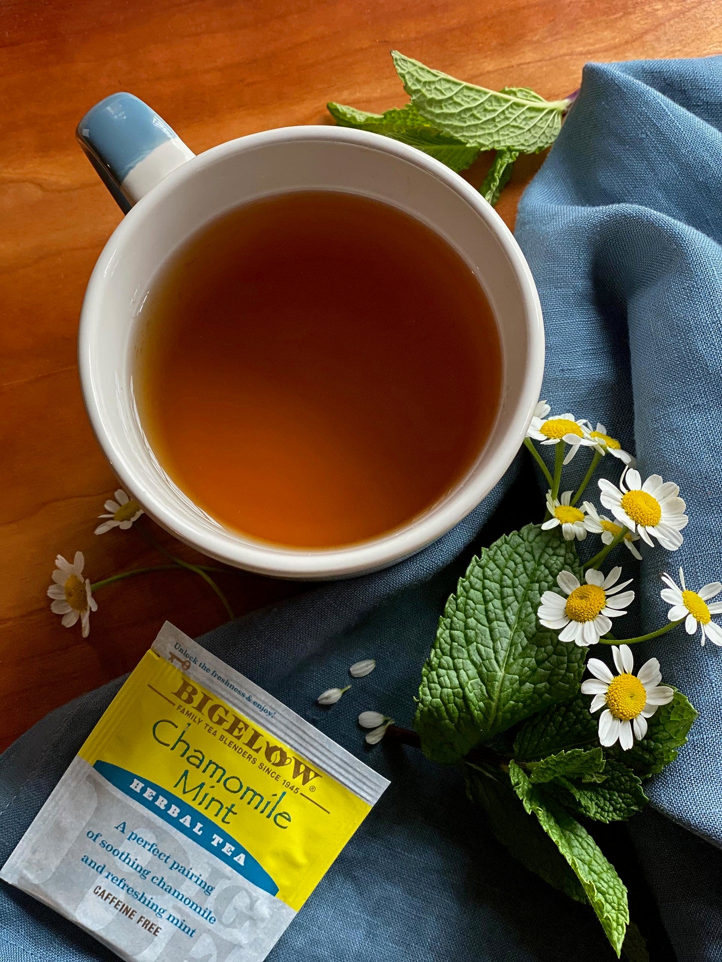 Bigelow Tea Chamomile Mint Herbal Tea Bags, Caffeine-Free, 20 Count, Pack of 6