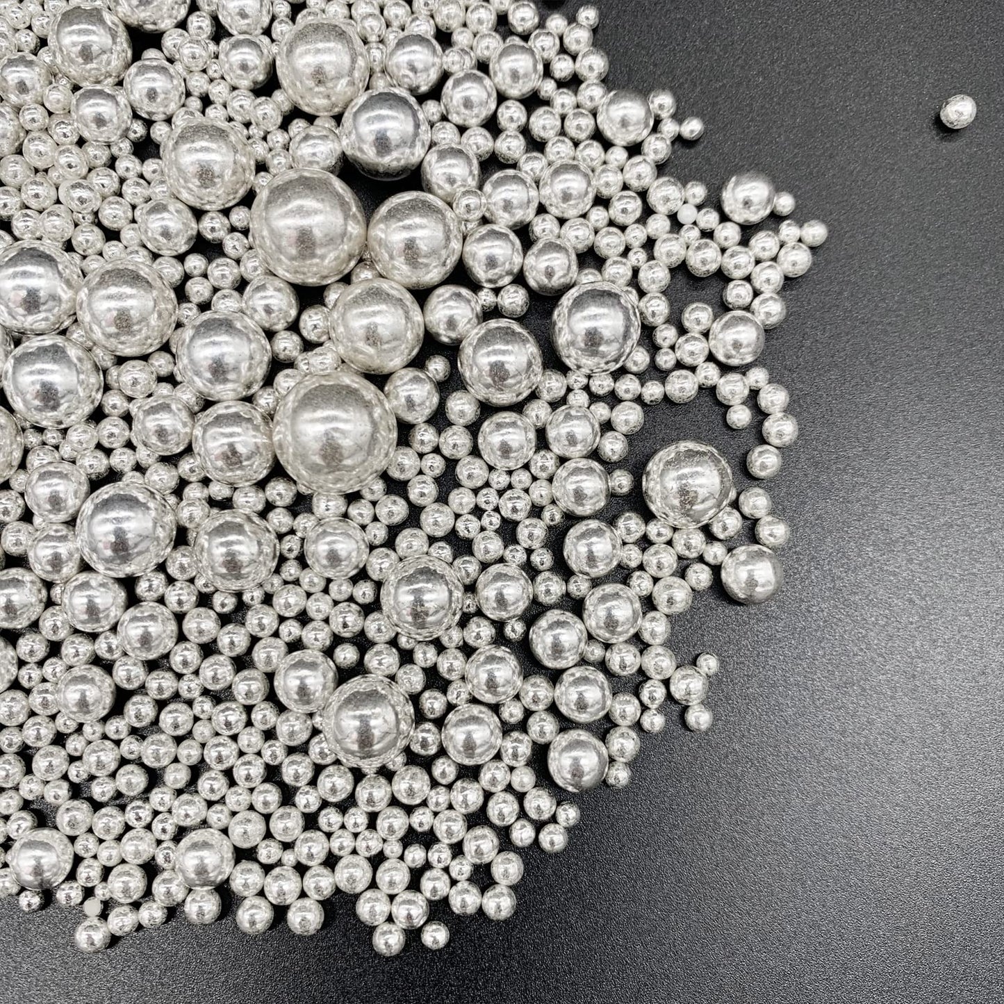Weraru Edible Silver Pearl Sugar Sprinkles Candy Mixing Size Baking Edible Cake Decorations Cupcake Toppers Cookie Decorating Ce