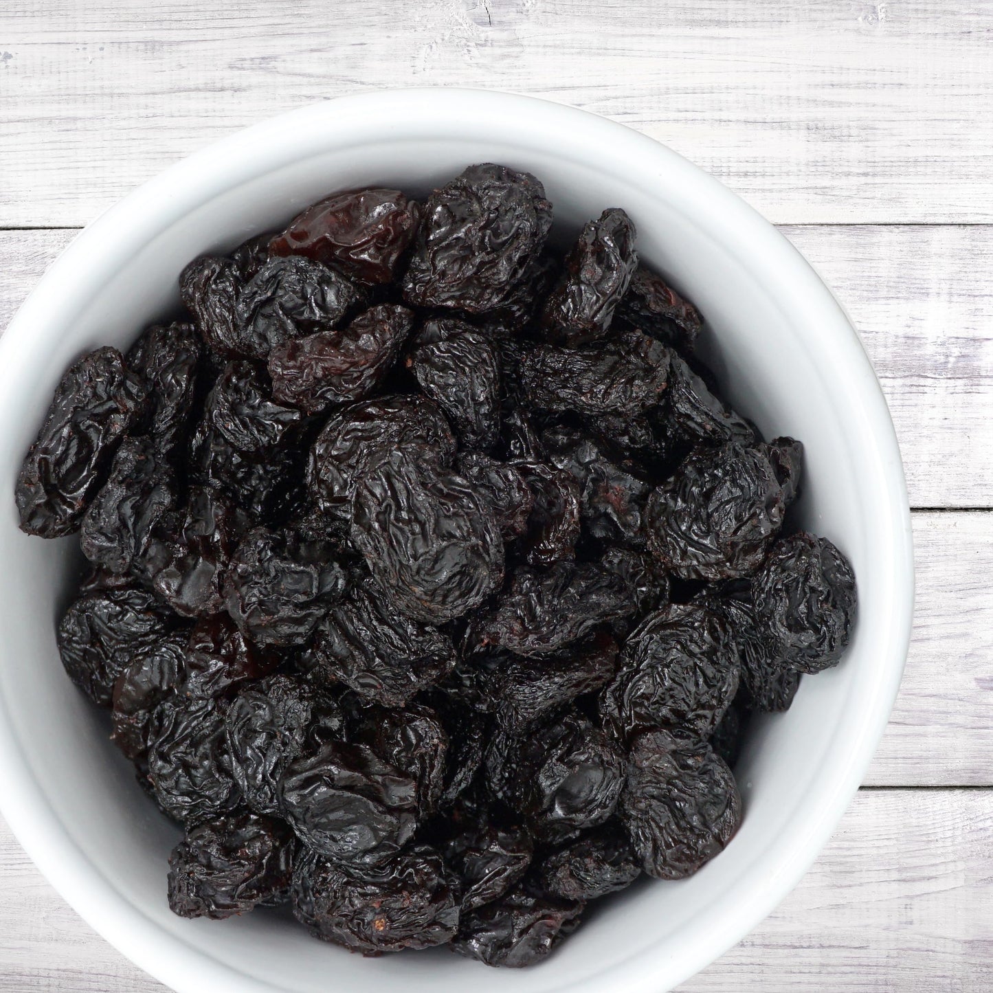 The Hampton Candy Company Black Raisins, 1 Pound Bag