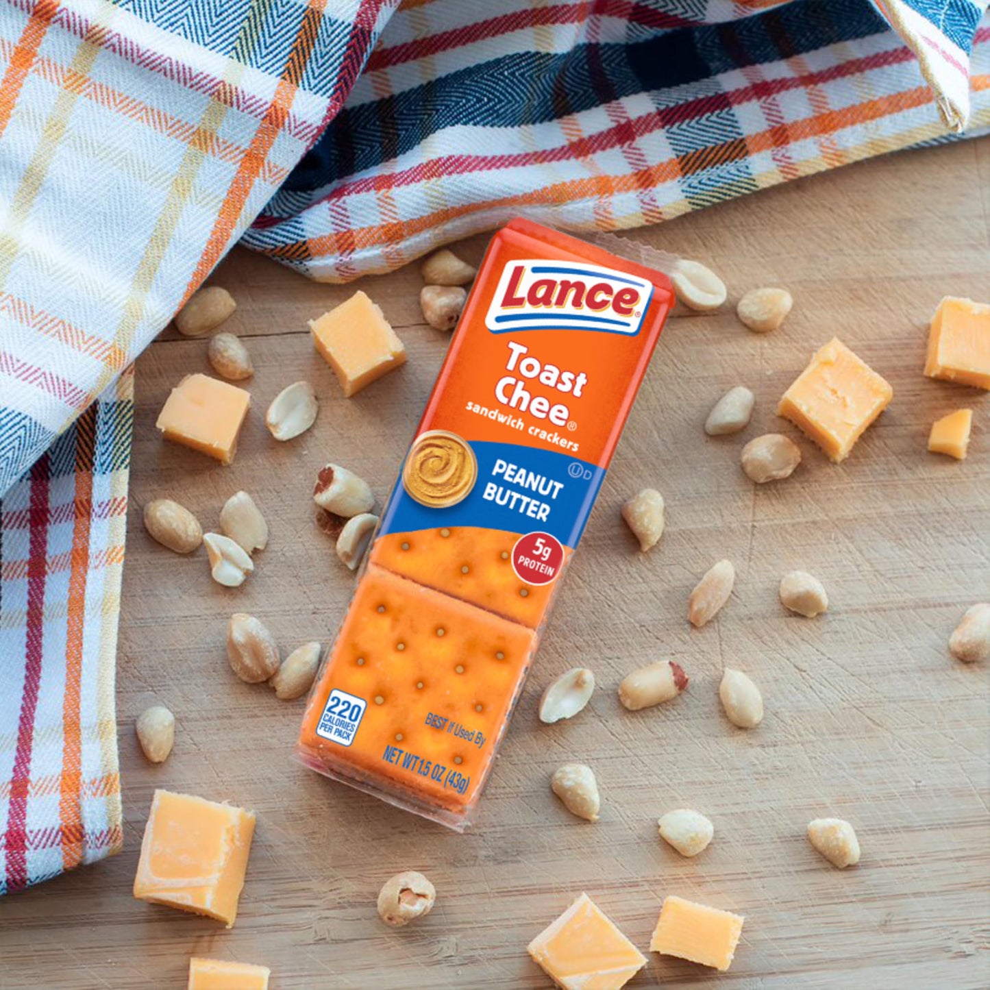 Lance Sandwich Crackers, Toastchee Peanut Butter, 8 Individual Packs, 6 Sandwiches Each