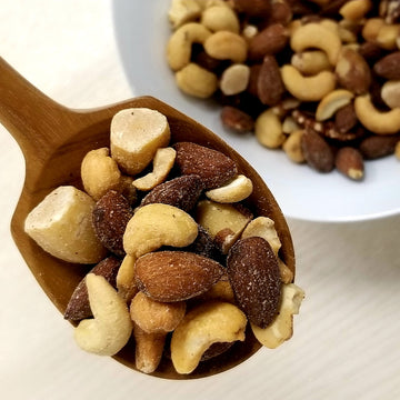 Mixed Nuts Deluxe - Roasted & Salted | 32 oz Reusable Container | Healthy Gourmet Variety Snack Mix with Cashews, Almonds, Brazi