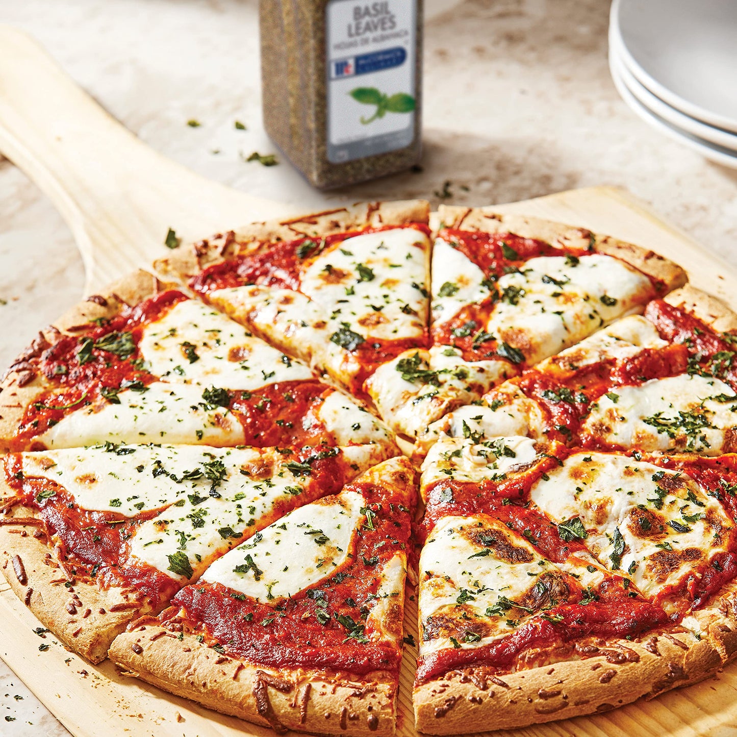 Mccormick Culinary Basil Leaves, 5 Oz - One 5 Ounce Container Of Dried Basil Seasoning With Authentic, Fresh Flavor, Pairs Well With Pasta, Pizzas, Poultry, Sauces And More