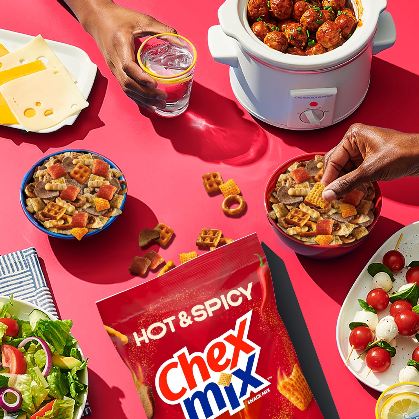 Chex Mix Hot and Spicy Savory Snack Mix  Family Size  Snack Bag  13.5 oz