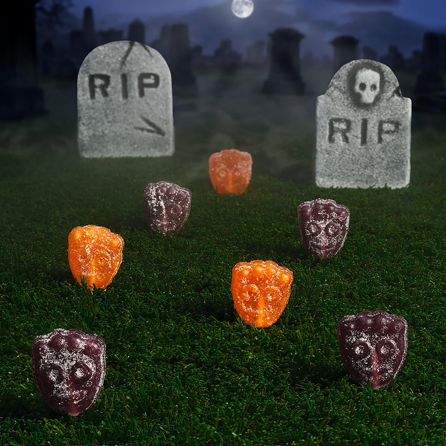 SOUR PATCH KIDS Orange & Purple Halloween Candy Lollipops with Sour Candy Dipping Powder, 20 Lollipops