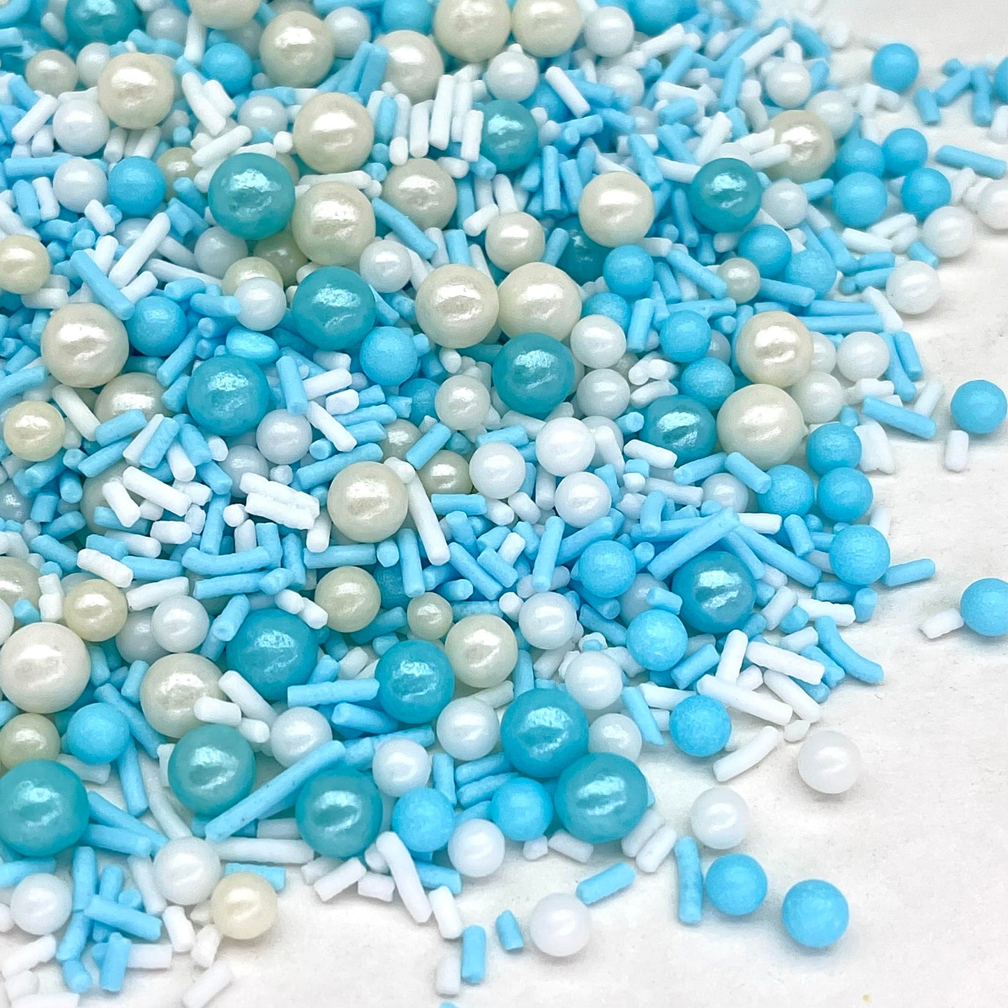 Manvscakes | Sprinkles | 4 oz | Cake sprinkles | Cupcake sprinkles | Baking | Sprinkle mix | Edible sprinkle (Baby blue)