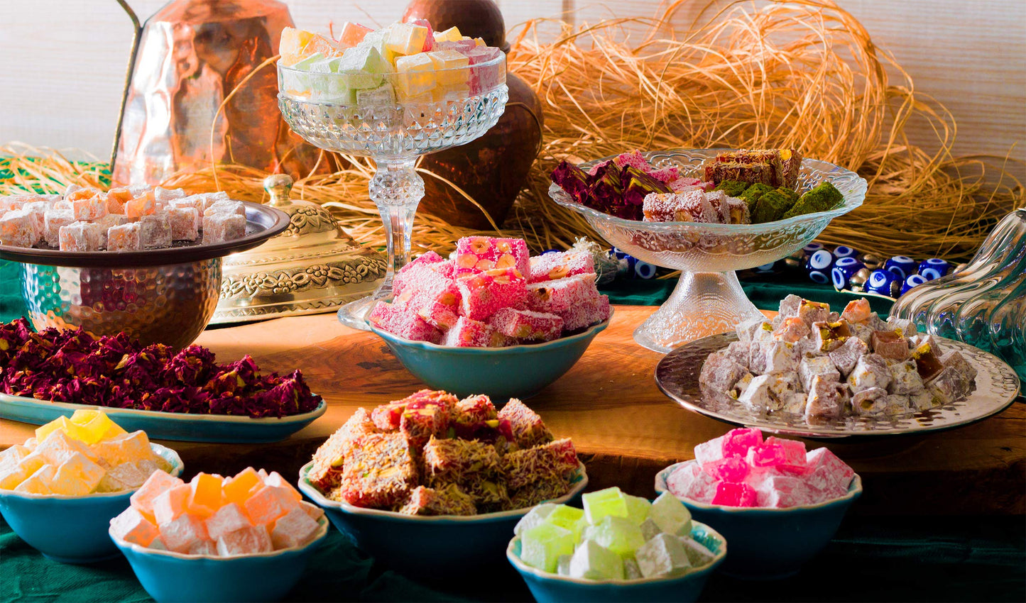 Cerez Pazari Turkish Delight Candy Gift Basket 13.2 oz  Luxury Lokum Dessert Gourmet Christmas Holiday Corporate Food Gifts in Elegant Tin Box  Thanksgiving  Halloween  Birthday with 5 Unique Flavors (No Nuts) Approx. 25 Pcs