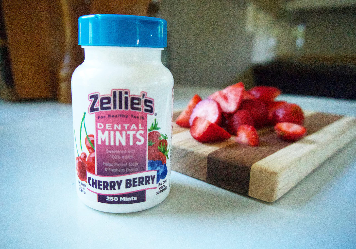 Zellie'S 100% Xylitol Sugar Free Cherry Berry Breath Mints  Non-Gmo, Low-Calorie, Gluten Free, Vegan & Kosher Mints (250 Count -