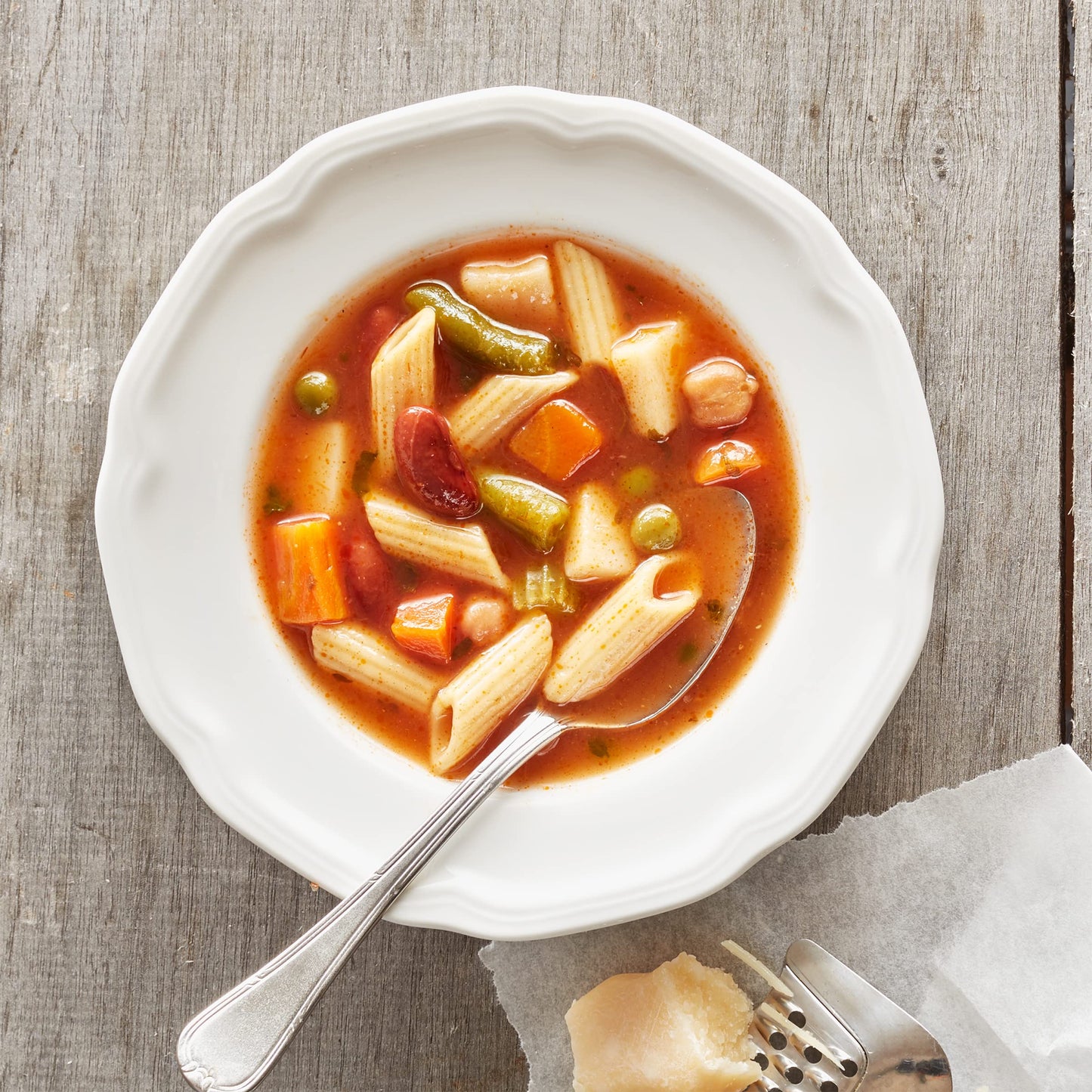 Progresso Minestrone Soup, Vegetable Classics Canned Soup, 19 oz (Pack of 12)