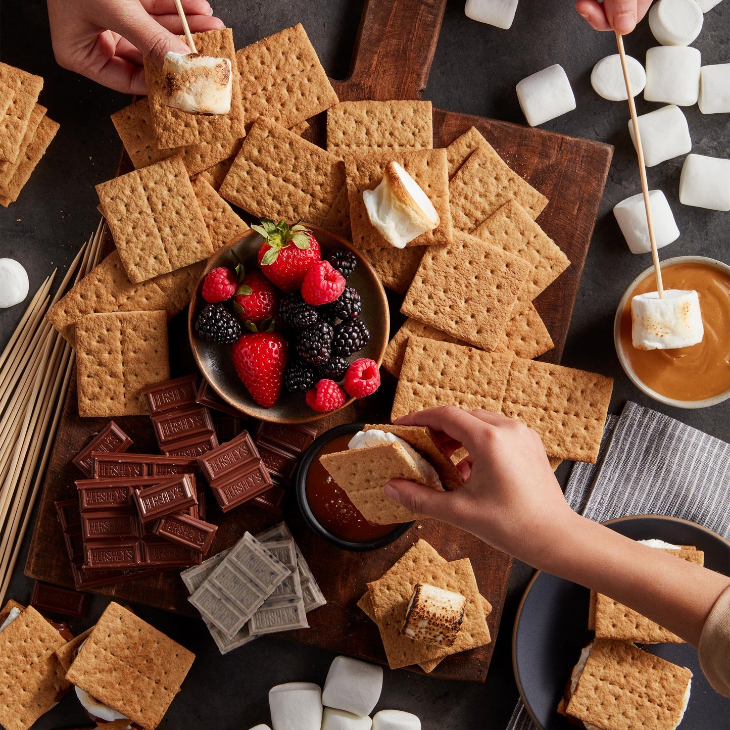 HONEY MAID Graham Crackers, Lunch Snacks, Family Size, 19.2 oz