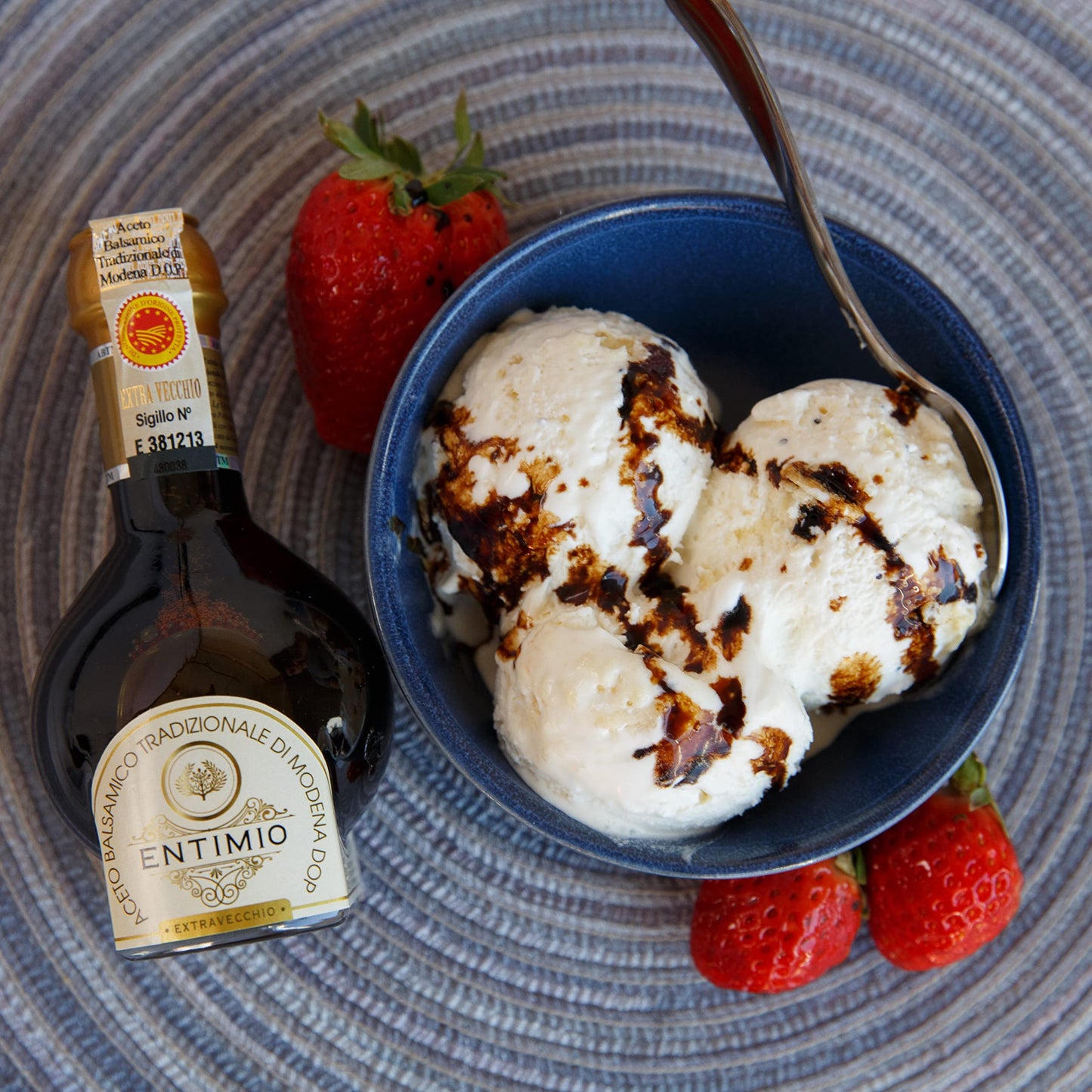 Entimio Extra Vecchio - Dop Aged 25+ Years Traditional Modena Balsamic Vinegar From Modena, Italy - Authentic From Small Family