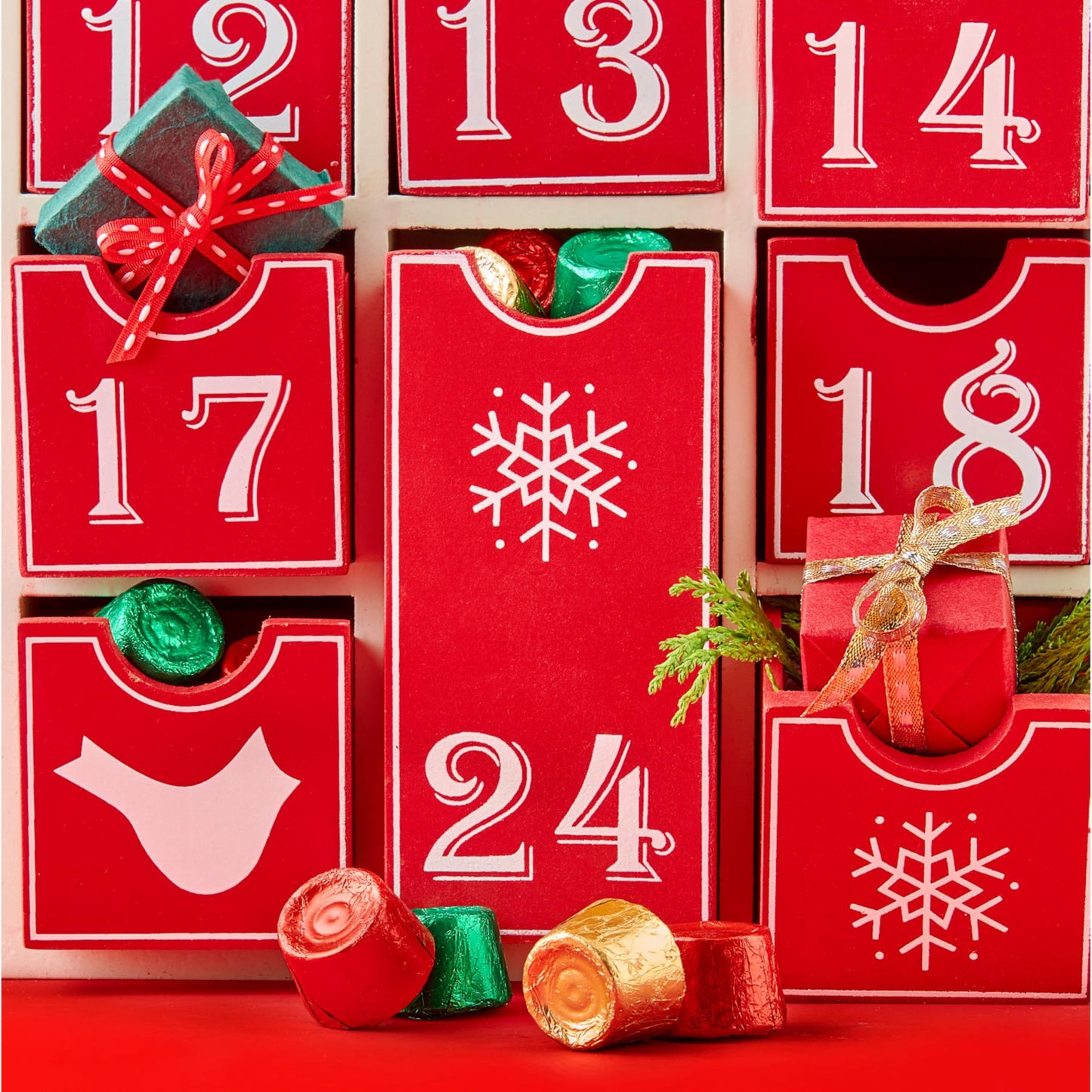 ROLO Rich Chocolate Caramels, Christmas Candy Bag, 17 oz
