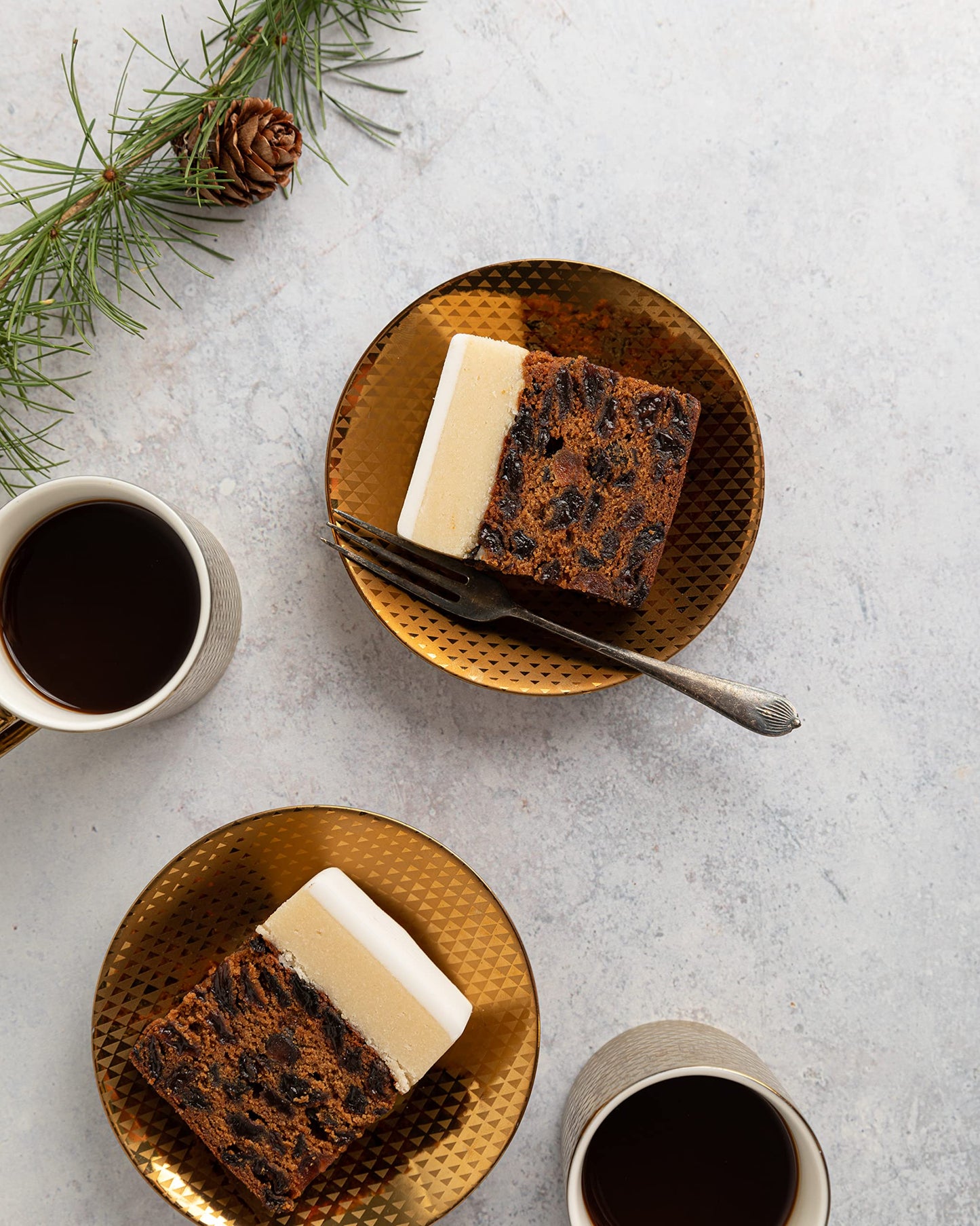 Walker'S Shortbread Strathspey Rich Holiday Fruit Cake, Luxury Holiday Treat, 17.6 Oz Box