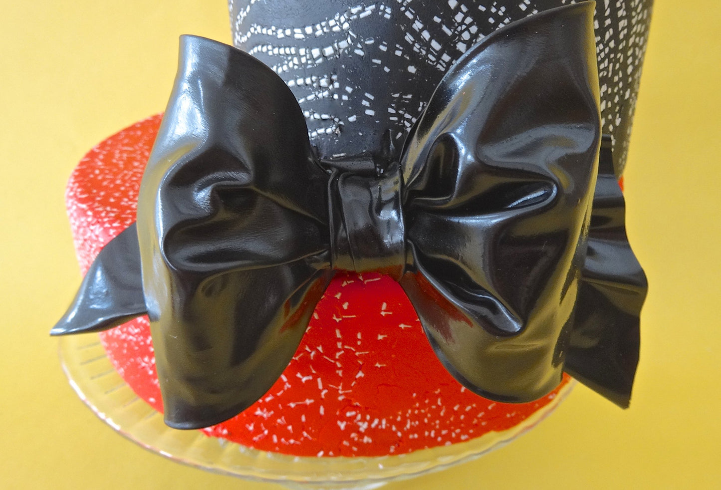 SugarVeil® Extra Dark Chocolate Confectionery Icing - Model 20-450K - Brown