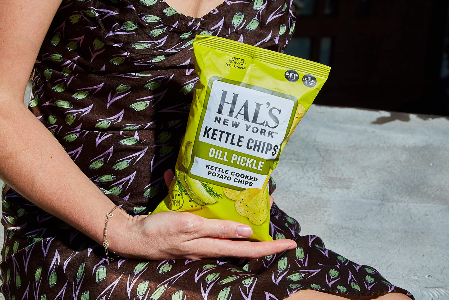 Hal'S New York Kettle Cooked Gluten Free Dill Pickle Flavored Potato Chip Crisps, 2 Oz (Pack Of 24)