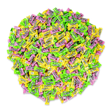 Fun Express Laffy Taffy Bulk Candy Individually Wrapped Assorted Flavors - 1440 Pieces (30 lbs) | Party Favors  Pinata Candy & Goodie Bag Stuffers for Carnival Prizes & Parade Throws