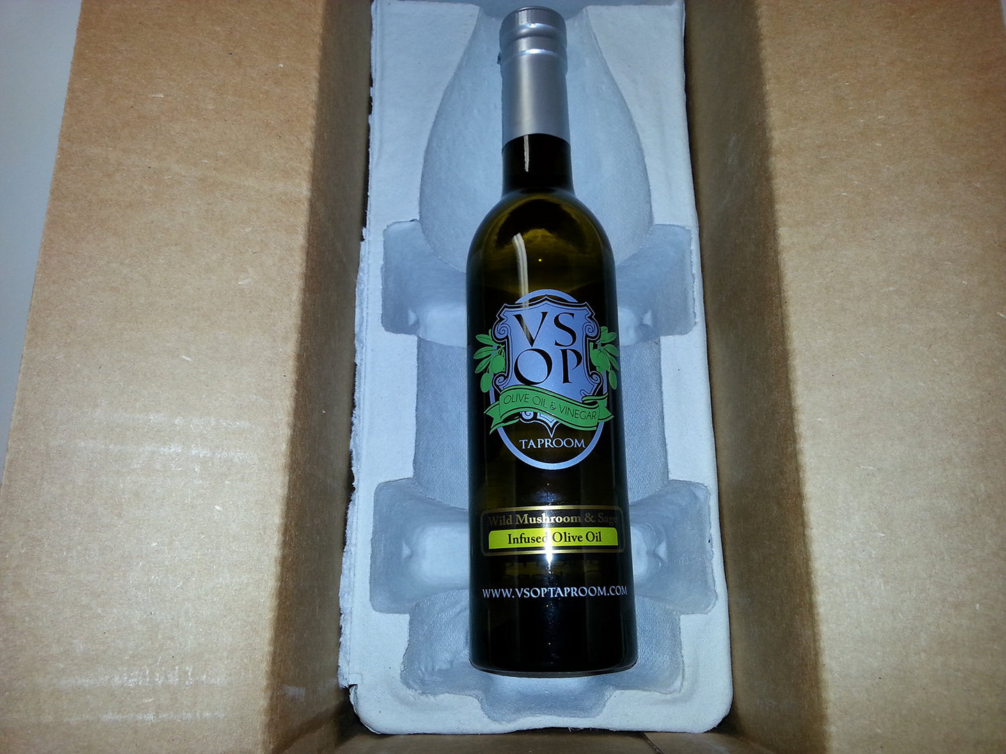 VSOP Organic Wild Mushroom & Sage Infused Extra Virgin Olive Oil, 375 ml / 12.68 oz