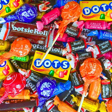 Tootsie Roll American Vintage Mix Assorted Candy Sampler Variety Pack Tootsie Pops, Fruit Chews, Tootsie Rolls & Dots Fun Size P