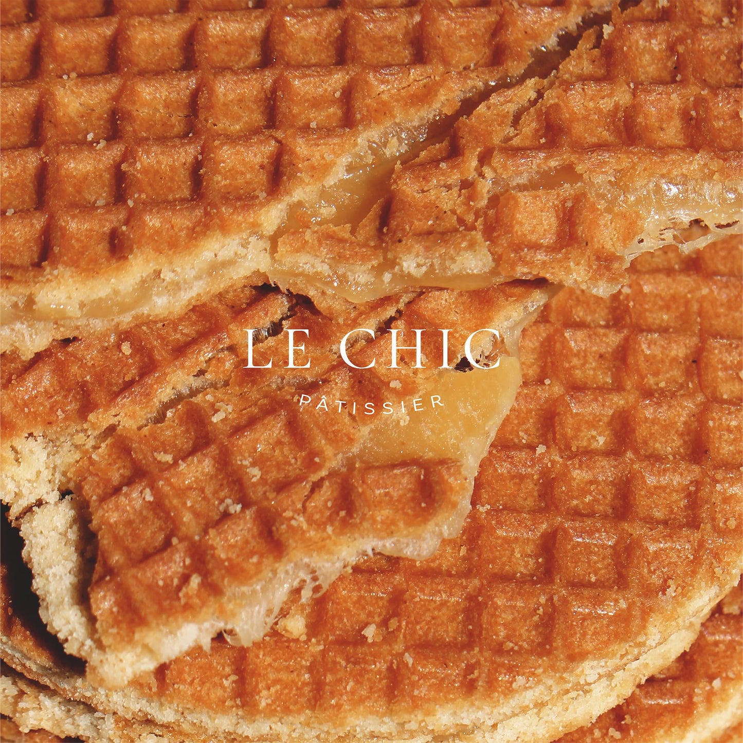 Le Chic Patissier 150 Caramel & Vanilla Stroopwafels Soft Toasted Pack of 15 (11.11oz each) Original Dutch Caramel Waffle Recipe