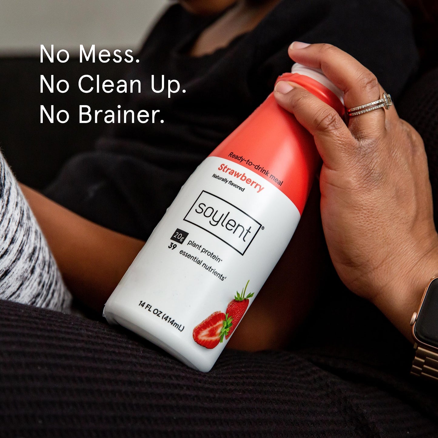 Soylent Complete Meal Replacement Shake, Strawberry, 20g complete protein, 28 vitamins & minerals, low sugar, 14oz (Single Bottl