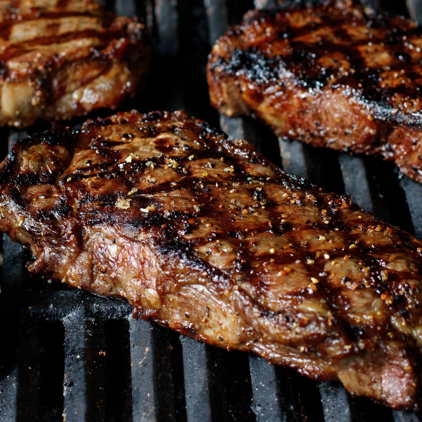 McCormick Grill Mates Seasoning, Montreal Steak, No MSG Added, Gluten Free, No Artificial Flavors, For Transforming Everyday Cut