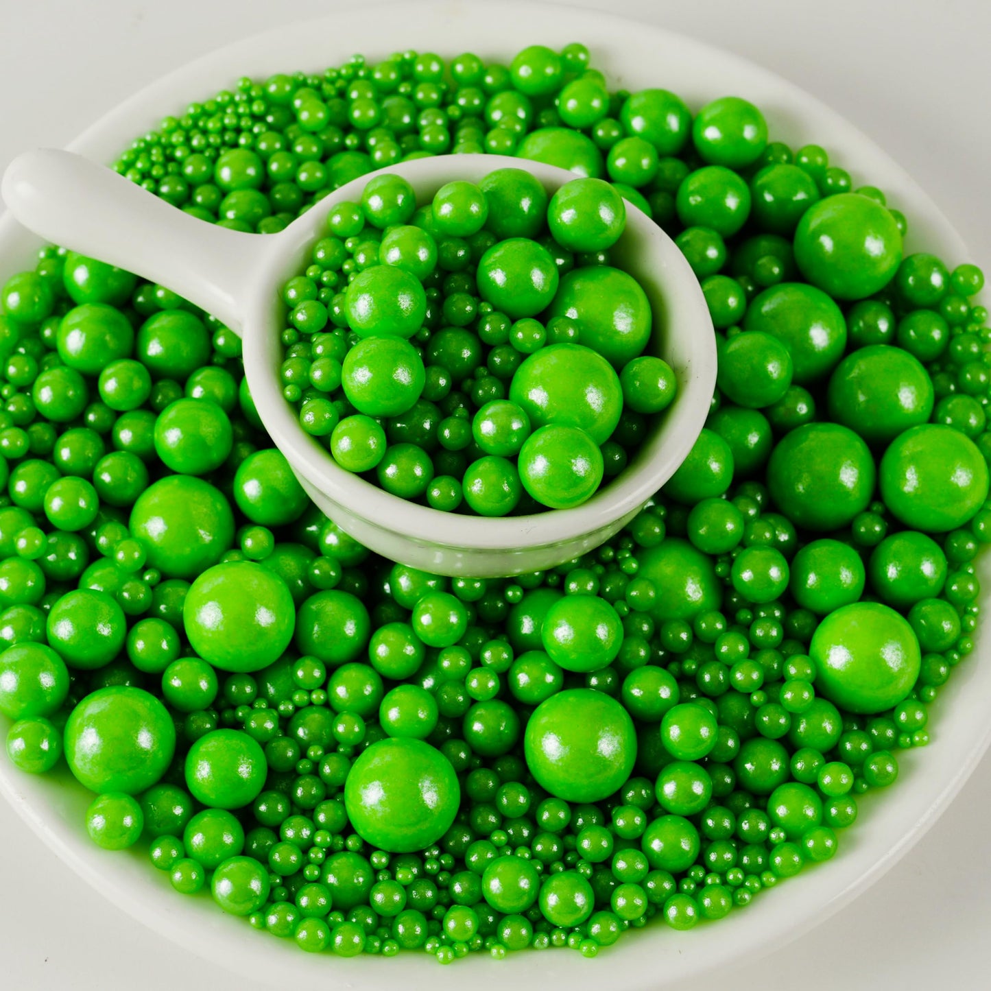 Kasvan Christmas Green Pearl Sugar Sprinkles - Edible Candy Pearls 130G/4.58 Oz, Mix Size, Baking Cake Decorations, Ice Cream To