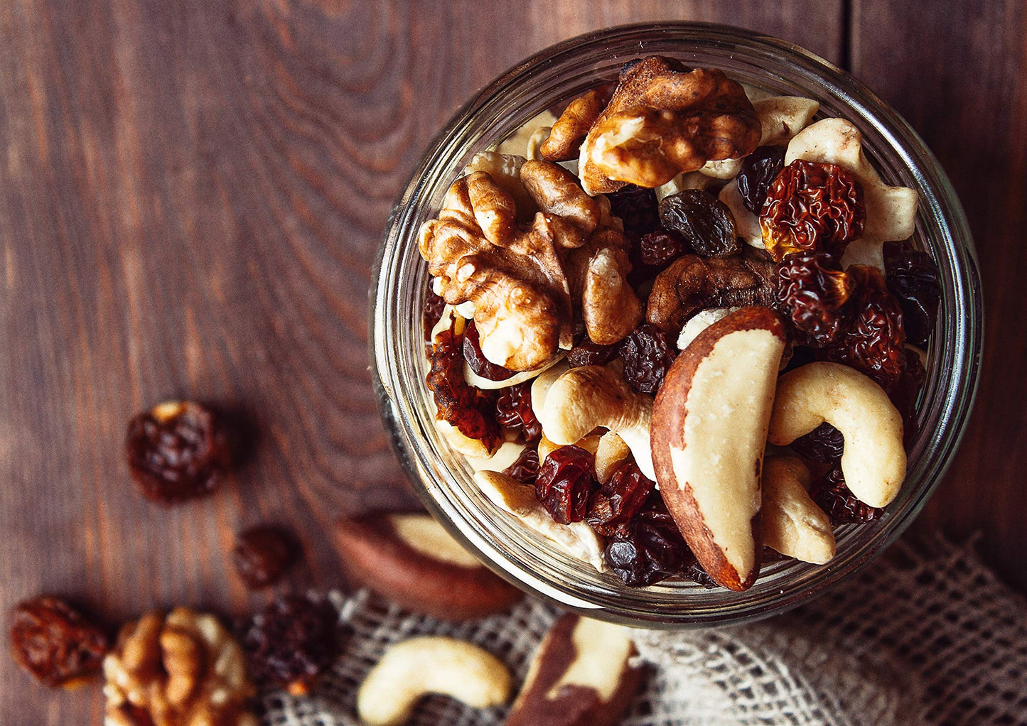Food To Live Organic Energy Trail Mix, 8 Ounces — Non-Gmo And Raw Nuts And Berries Including Cashews, Golden Berries, Raisins, Walnuts, And Brazil Nuts. Non-Irradiated, Vegan Superfood, Bulk