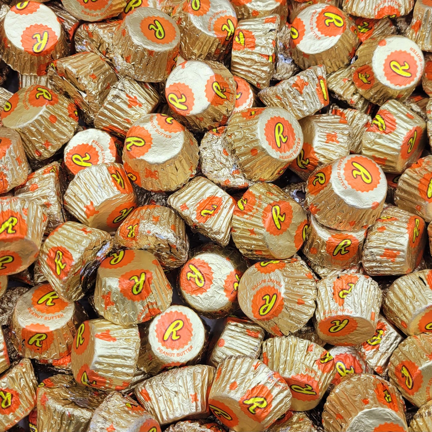 ReesesPeanut Butter Miniature Cups - 90 Individually Wrapped Milk Chocolate Candy Reese Miniature Peanut Butter Cups Bulk - 2 Po