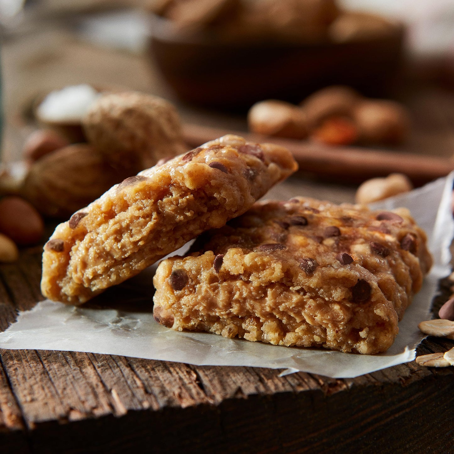 CLIF Nut Butter Bar - Chocolate Chip & Peanut Butter - Filled Energy Bars - Non-GMO - USDA Organic - Plant-Based - Low Glycemic