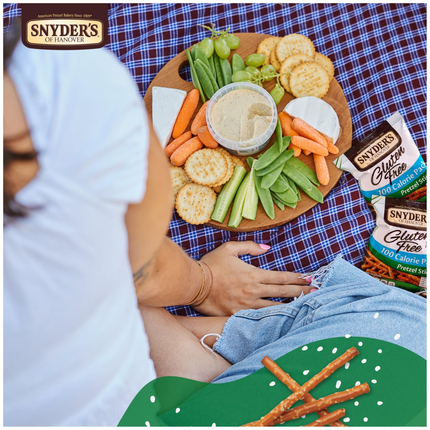 Snyders of Hanover Gluten Free Pretzel Sticks, 100 Calorie Individual Packs, 24 Ct
