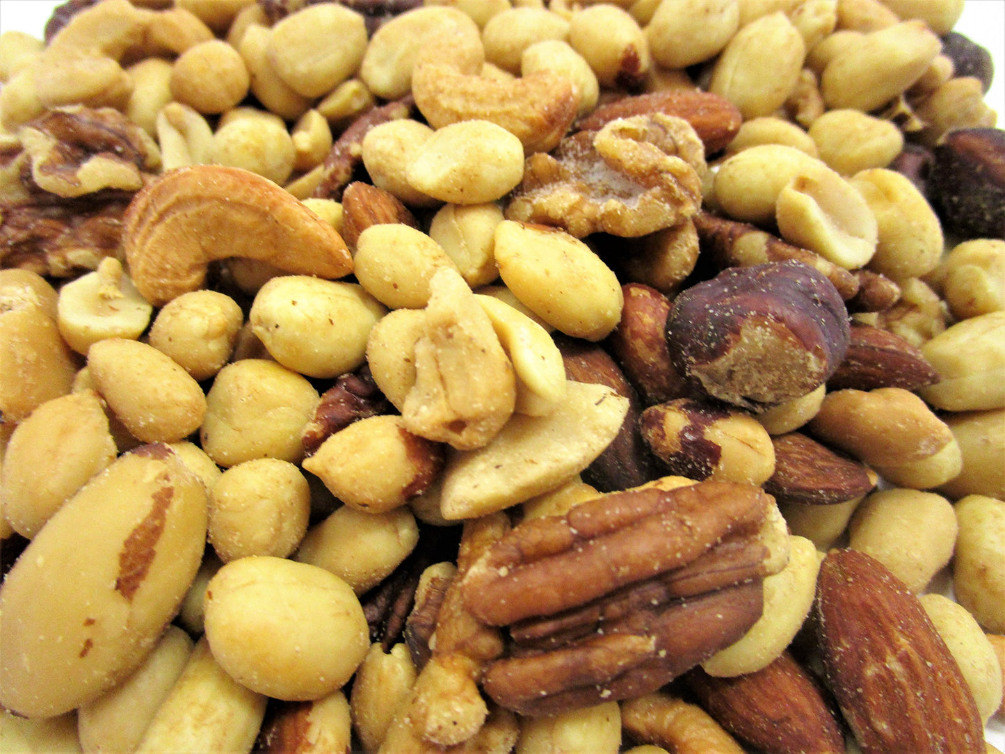 Roasted And Salted Mixed Nuts With Sea Salt By Its Delish 2 Lbs Bulk Bag