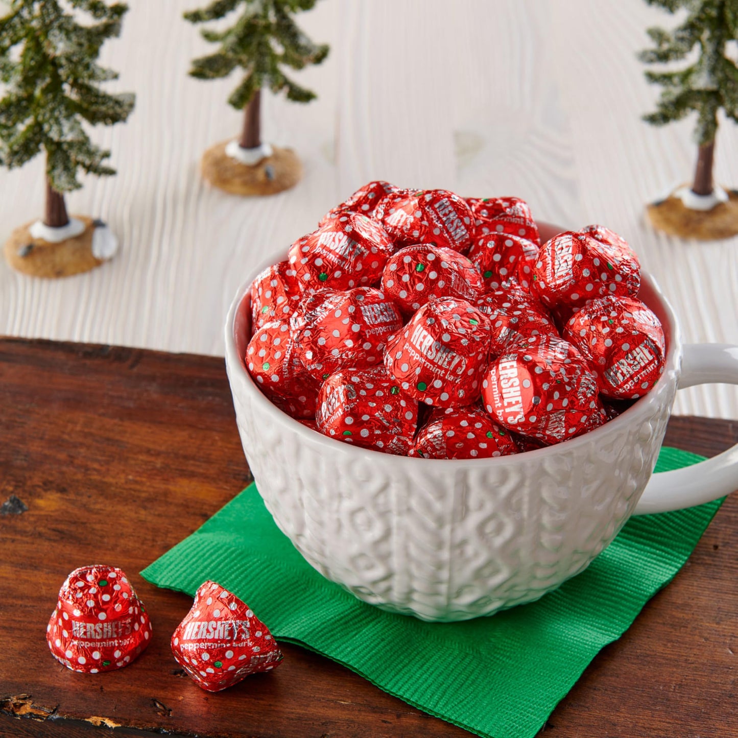 Hershey'S Peppermint Bark Bells, Christmas Candy Bag, 9 Oz