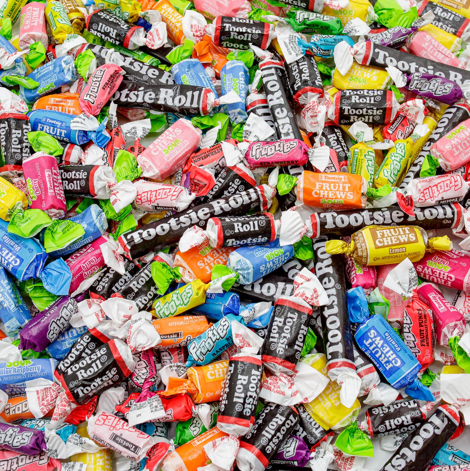TOOTSIE ROLL Ultimate Variety Pack 3 lb - Candy in Bulk Bag, 5 Types of Tootsie Rolls (Fruit Chews, Frooties, Sour, Midgees, Jun