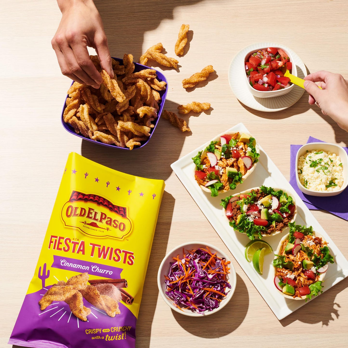 Old El Paso Fiesta Twists, Cinnamon Churro, Crispy Corn Snacks, 5.5 Oz