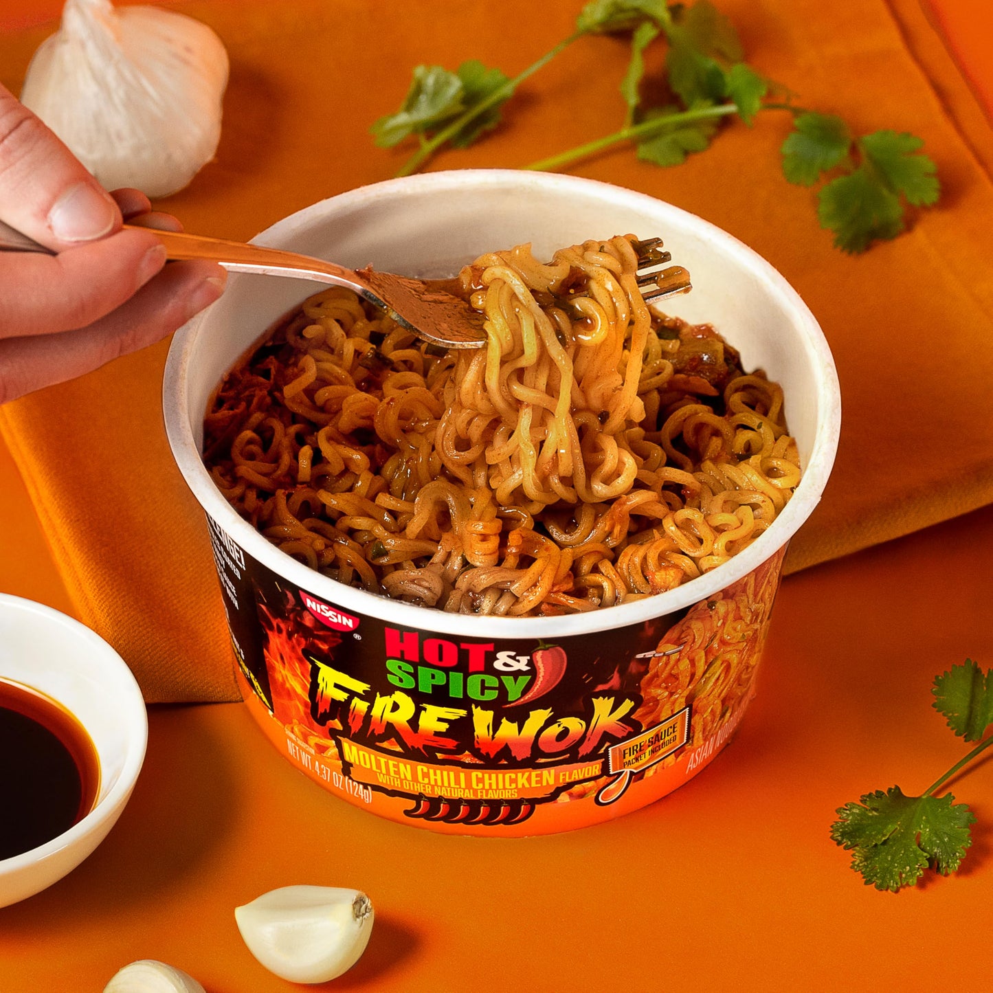 Nissin Hot & Spicy Fire Wok, Molten Chili Chicken, 4.37 Ounce (Pack Of 6)