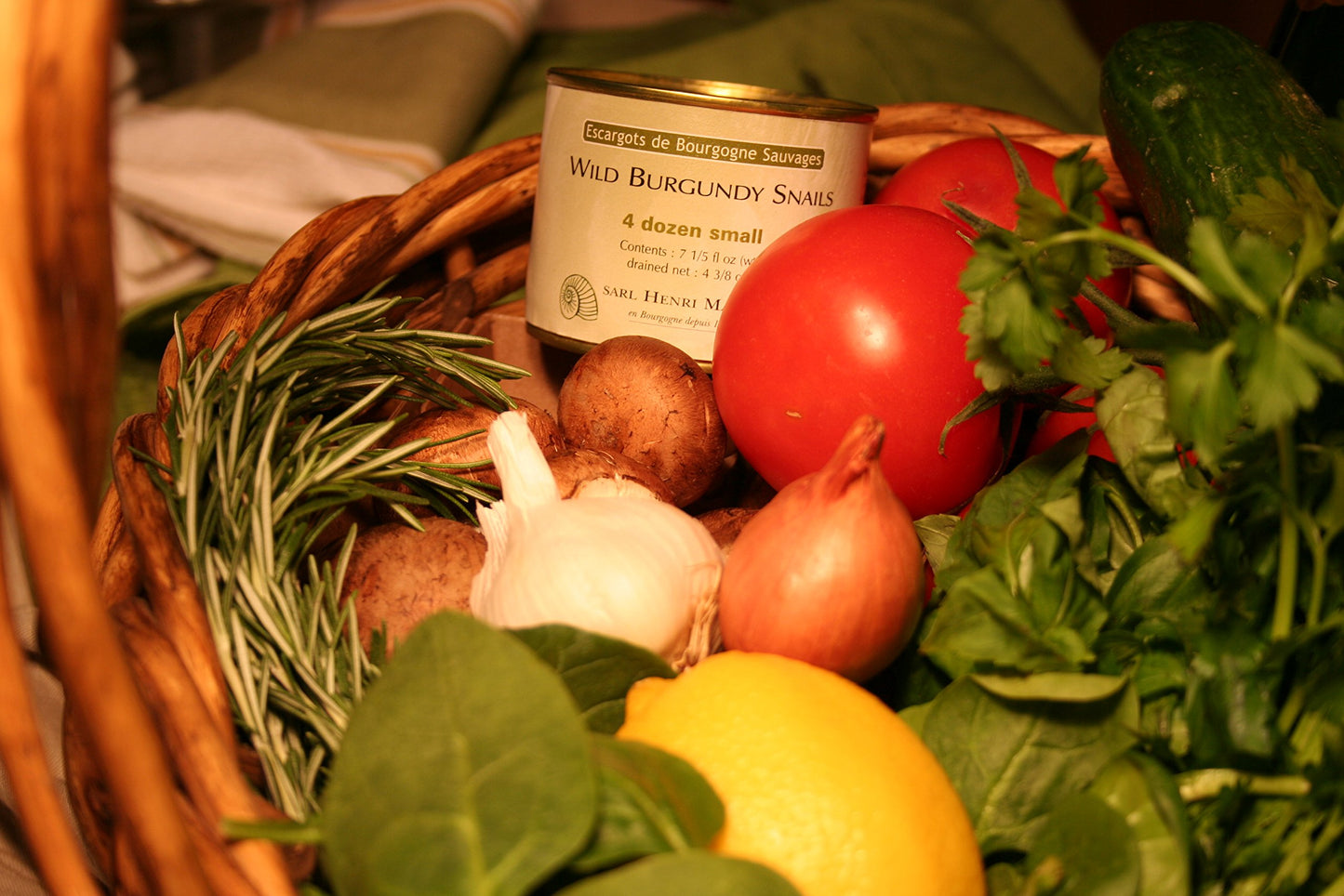 Premium Escargot Wild Burgundy Snails - Rated Number One - Best For Escargot Recipes, Various Sizes  (4 Dozen Petit)