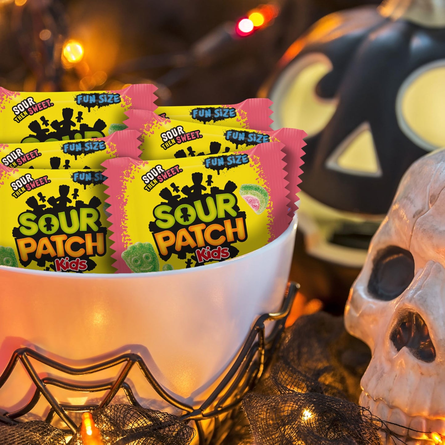 Sour Patch Kids Watermelon Soft & Chewy Halloween Candy, 22 Treat Bags