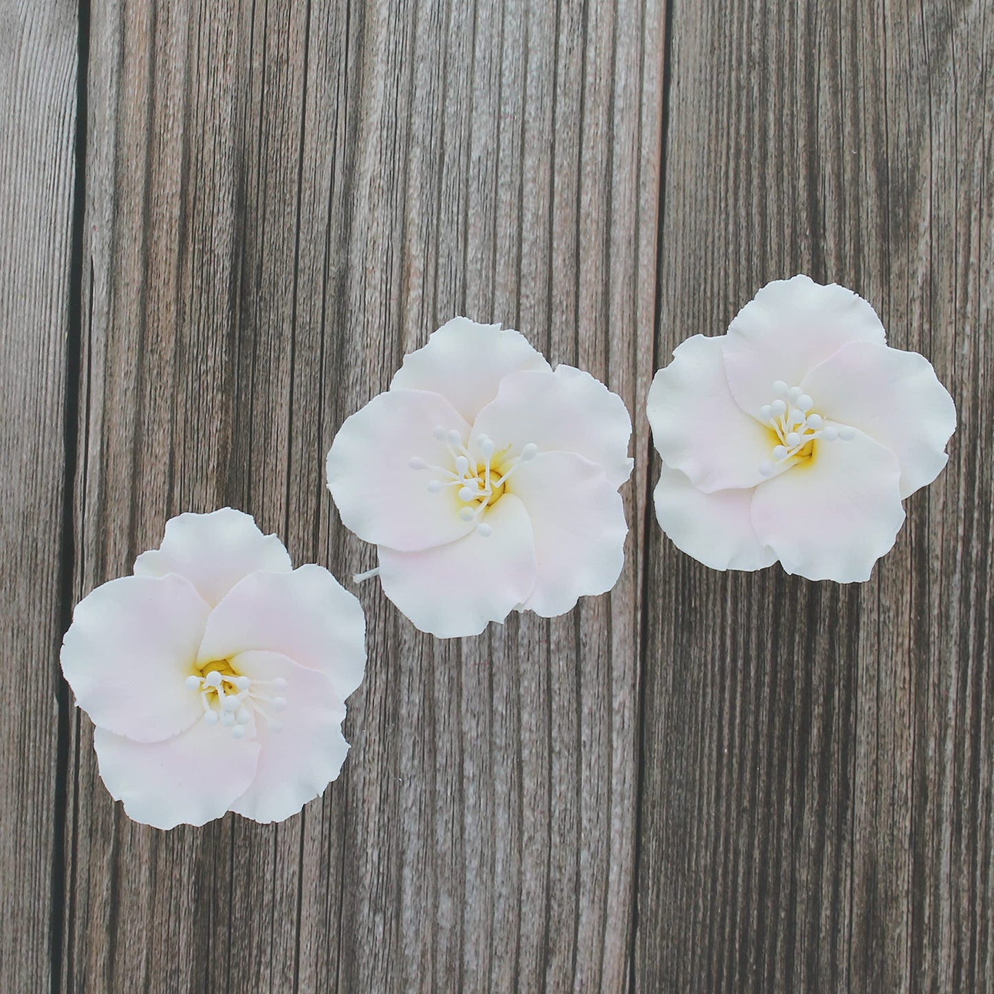 Global Sugar Art Azalea 1.75 Inch Sugar Cake Flowers Light Pink With Wire And Stamen, 10 Count By Chef Alan Tetreault